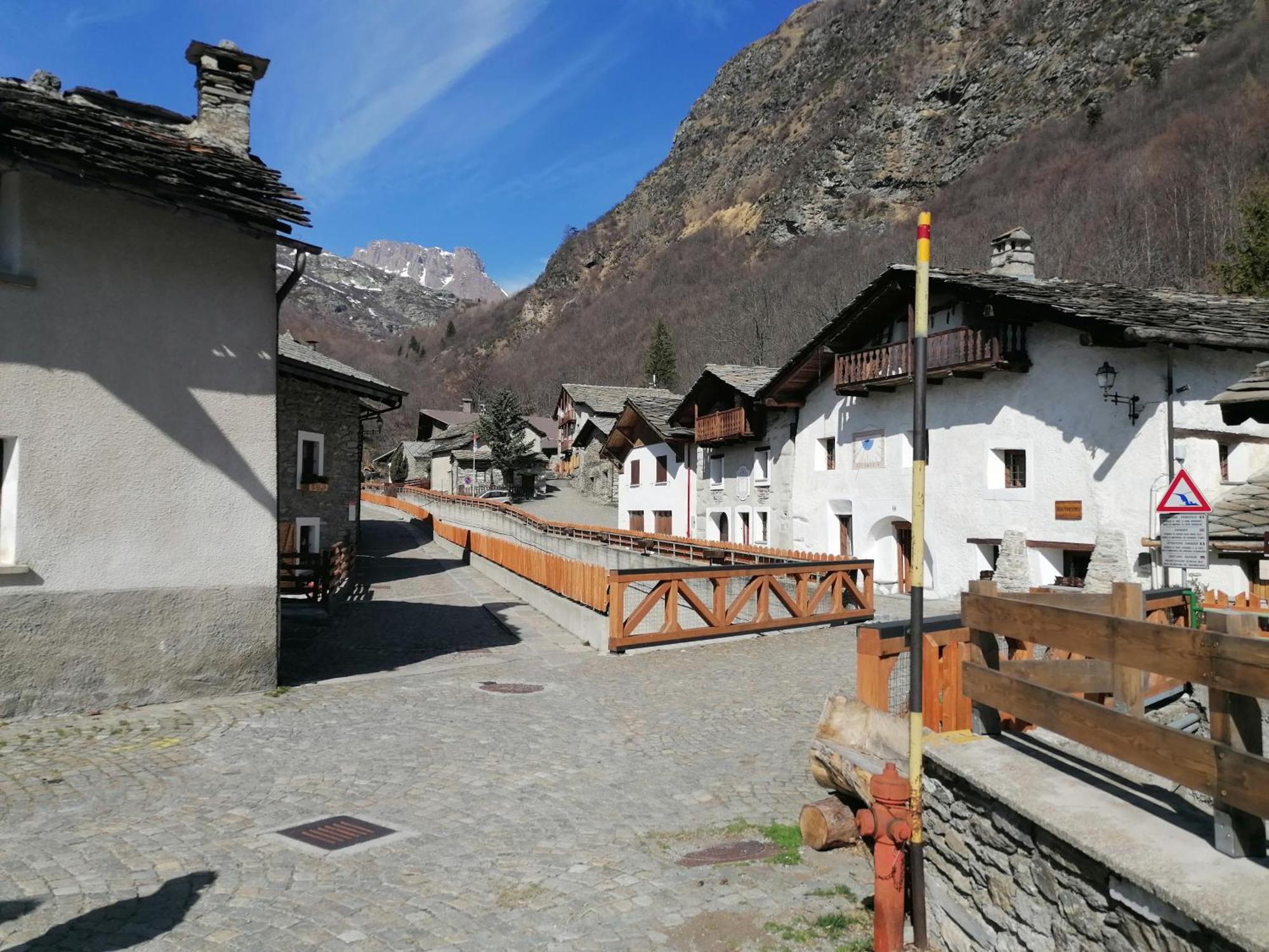 Ca Ad Me Pare Alloggio Con Terrazza Panoramica Moncenisio Dış mekan fotoğraf