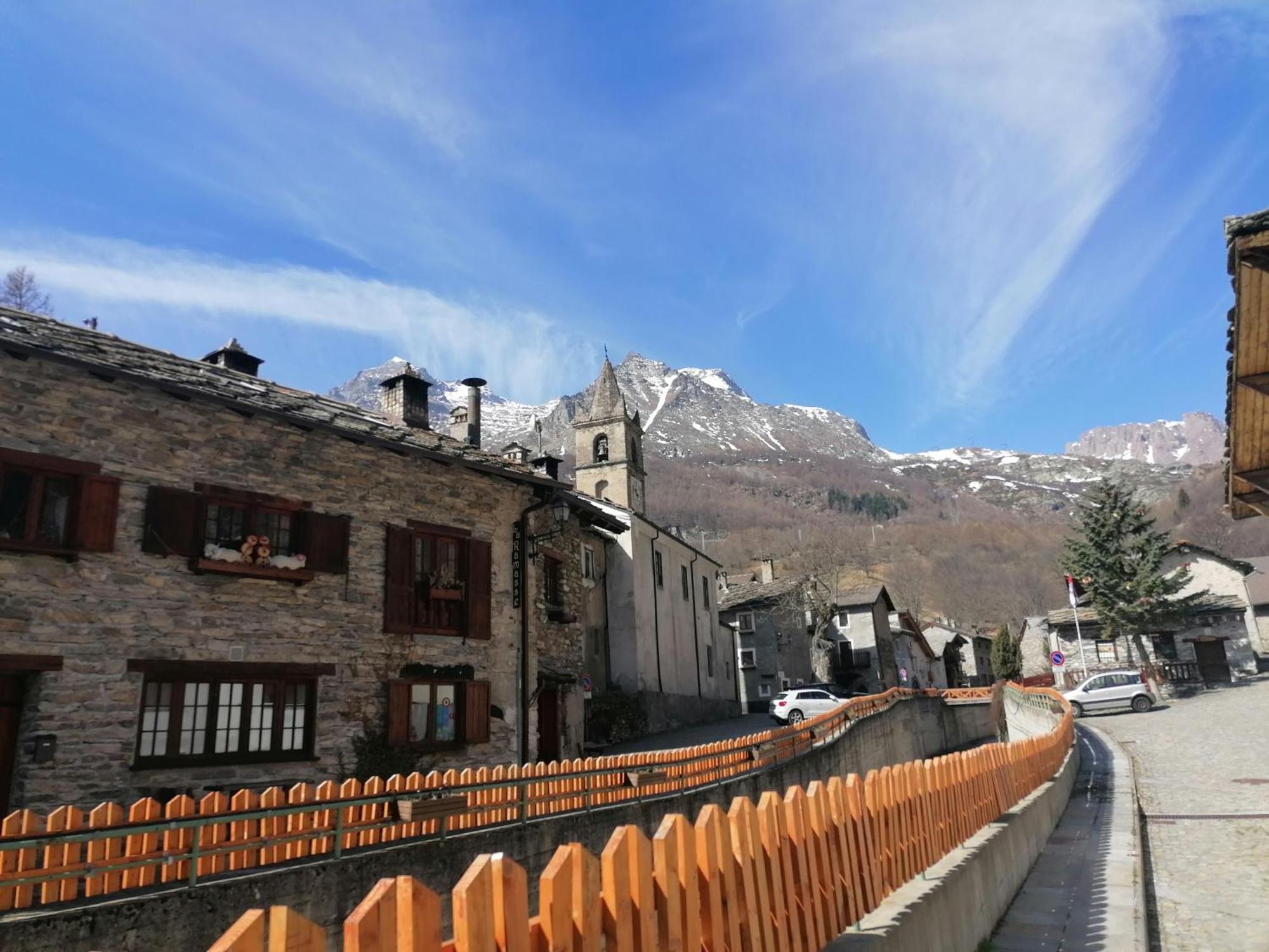 Ca Ad Me Pare Alloggio Con Terrazza Panoramica Moncenisio Dış mekan fotoğraf